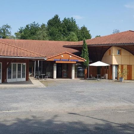 Hotel Eco Logis Espace Bellevue Séméac المظهر الخارجي الصورة