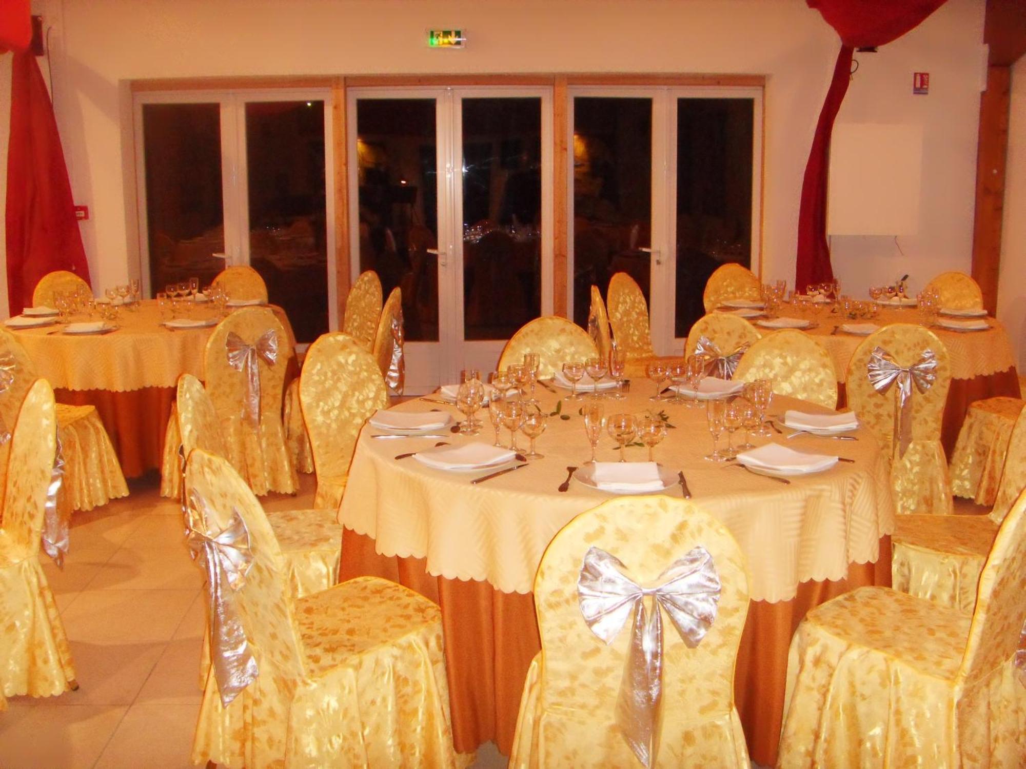 Hotel Eco Logis Espace Bellevue Séméac المظهر الخارجي الصورة