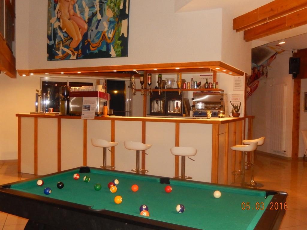 Hotel Eco Logis Espace Bellevue Séméac المظهر الخارجي الصورة