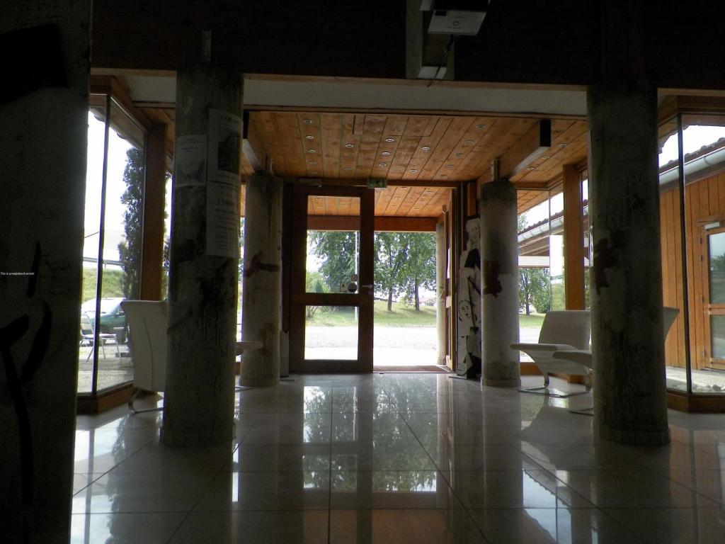 Hotel Eco Logis Espace Bellevue Séméac المظهر الخارجي الصورة