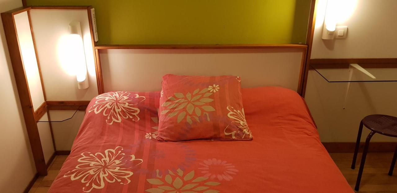 Hotel Eco Logis Espace Bellevue Séméac المظهر الخارجي الصورة