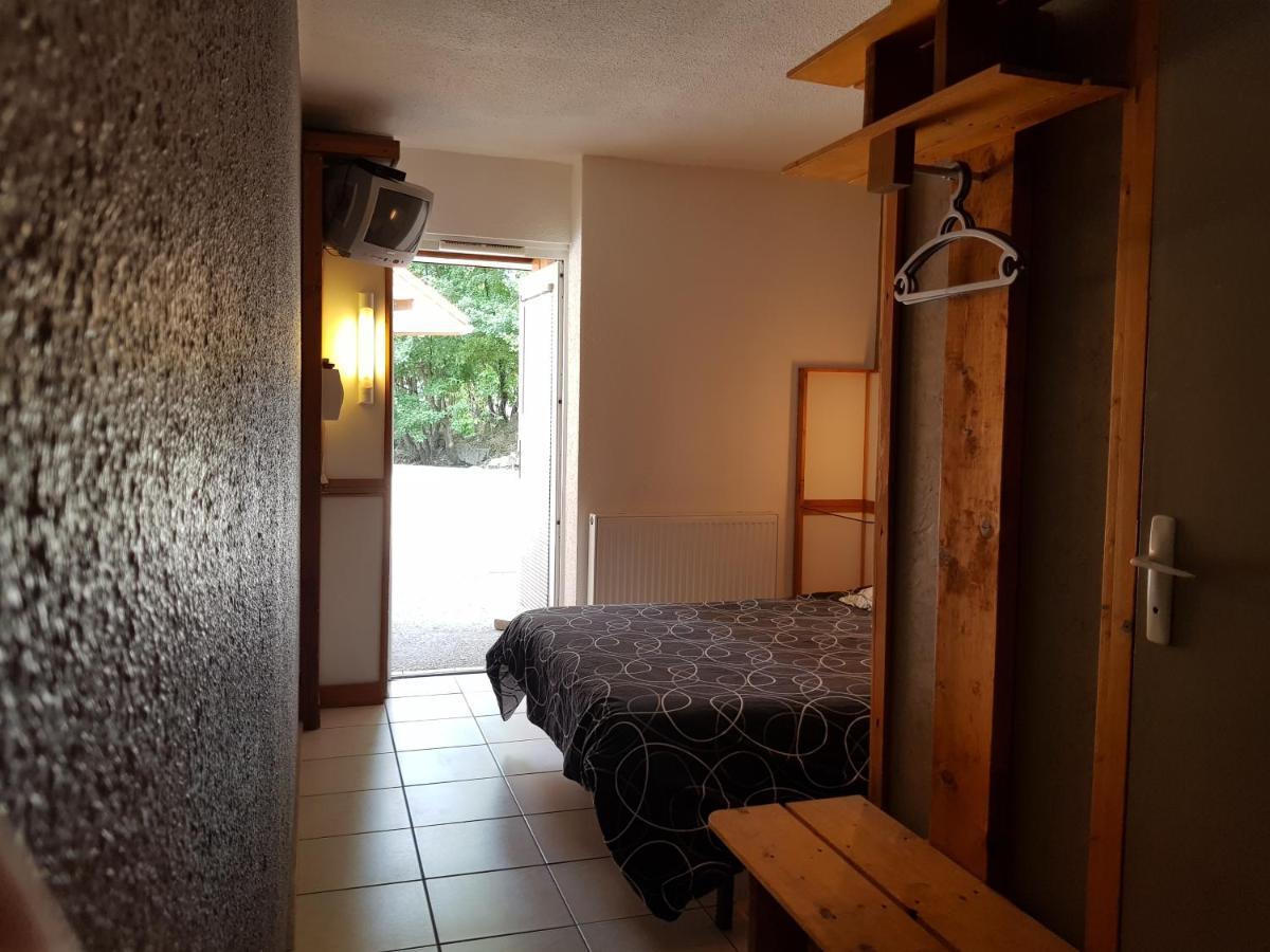 Hotel Eco Logis Espace Bellevue Séméac المظهر الخارجي الصورة